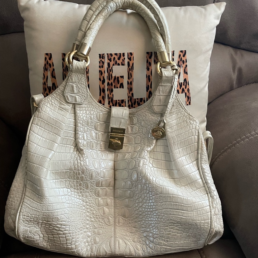 Beautiful Celia satchel